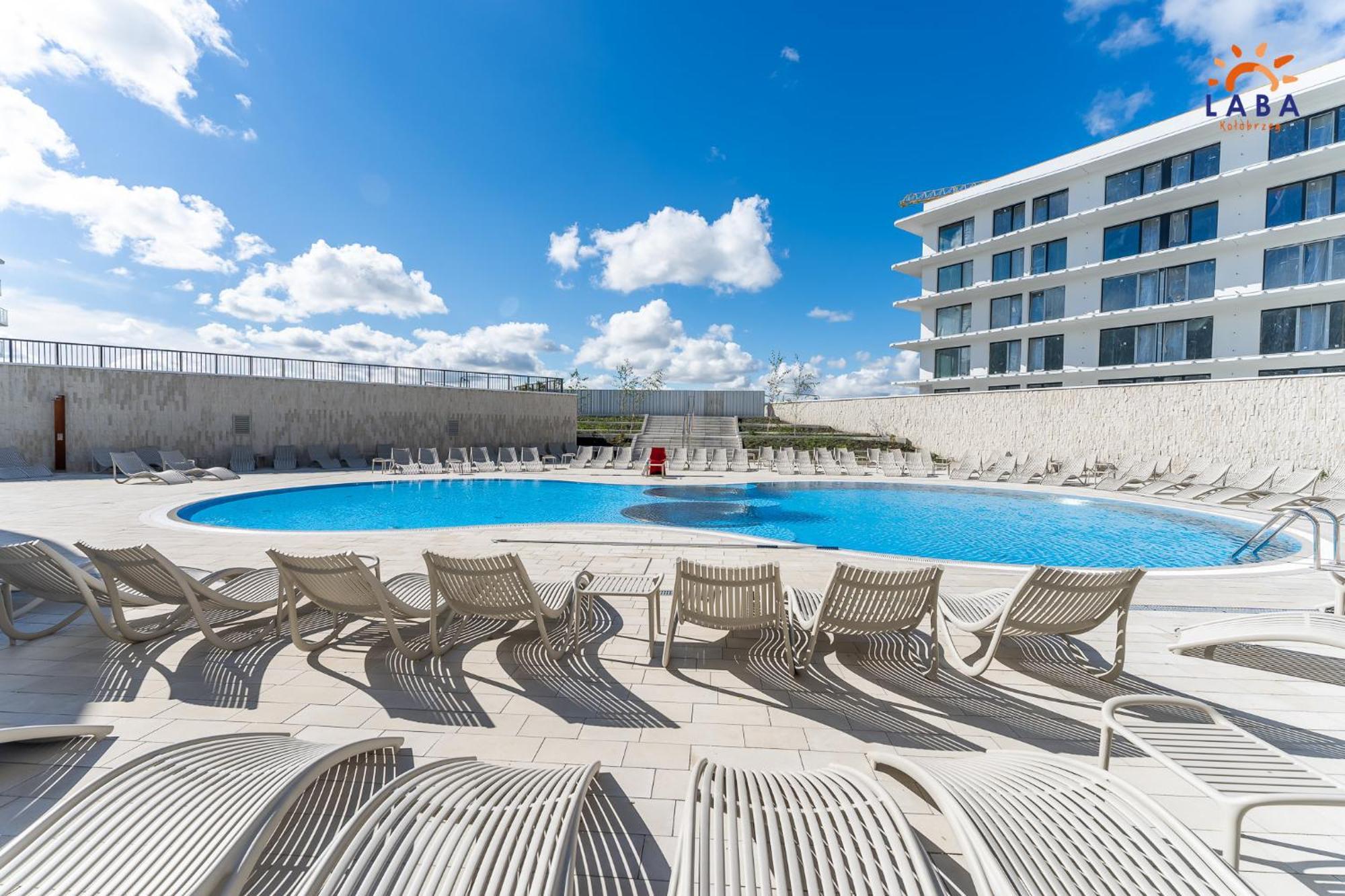Laba Kolobrzeg Apartamenty Polanki Aqua Parking, Basen W Cenie Exterior photo