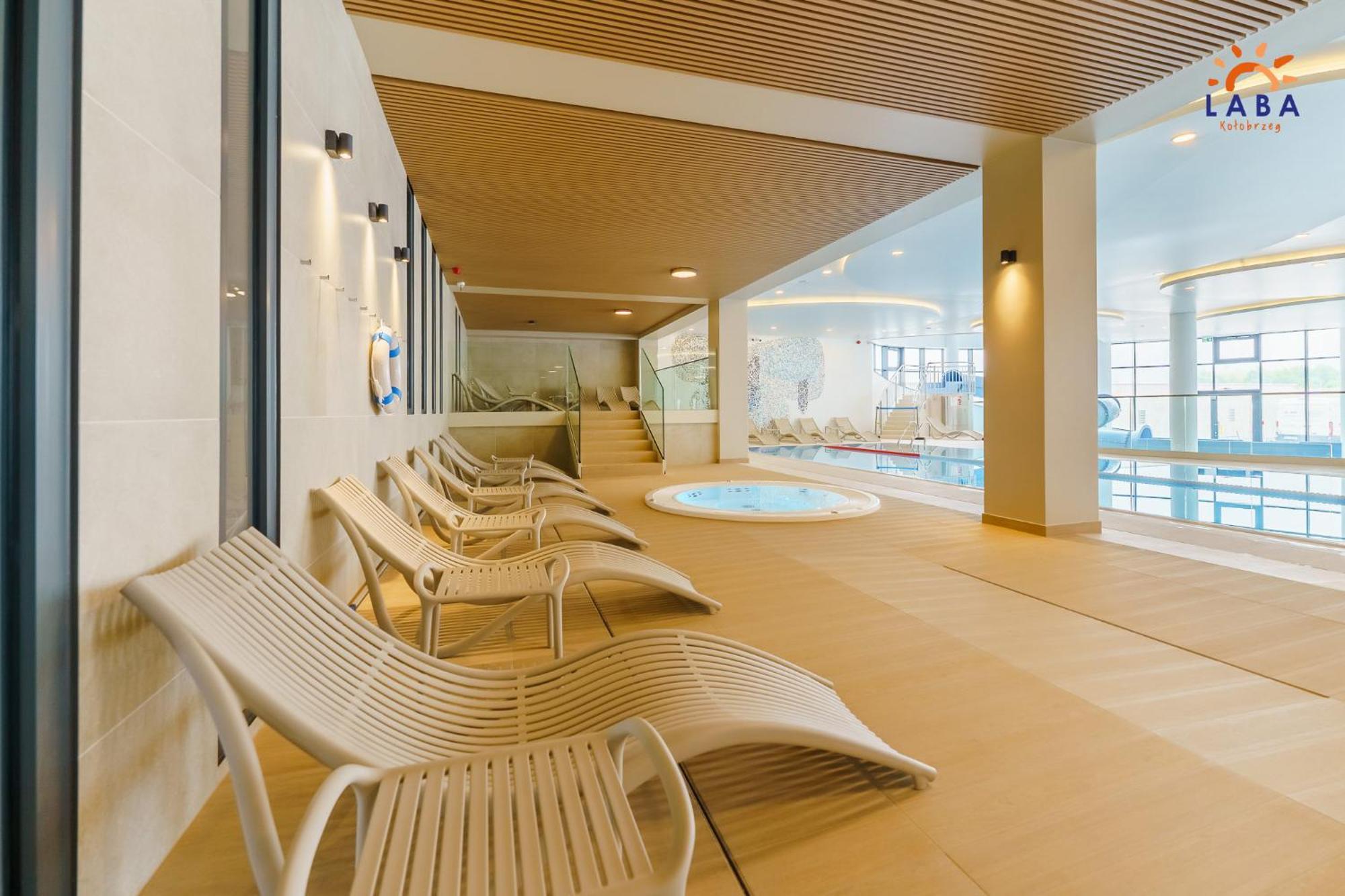 Laba Kolobrzeg Apartamenty Polanki Aqua Parking, Basen W Cenie Exterior photo